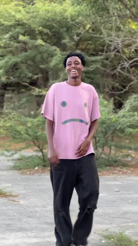 Qosol hdi lo dhiman Laha Magafe waqtigan video giisa ma aragteen 😂😂🤌🏽💔@🍃C͜͡4͜͡4͜͡ M!R͜͡🫧🍀 