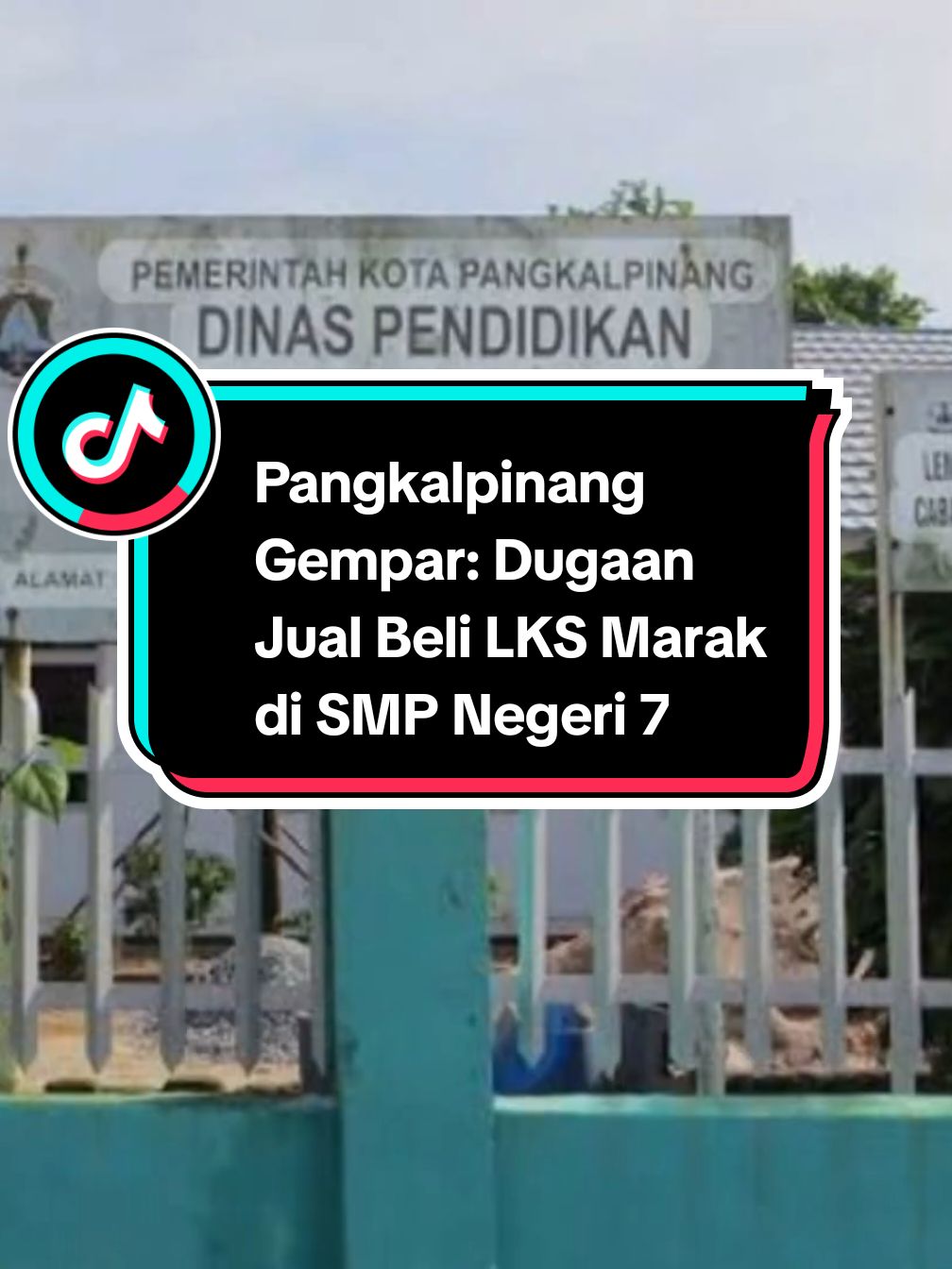 Pangkalpinang Gempar: Dugaan Jual Beli LKS Marak di SMP Negeri 7, Oknum Guru Diduga Terlibat https://newsharian.com/pangkalpinang-gempar-dugaan-jual-beli-lks-marak-di-smp-negeri-7-oknum-guru-diduga-terlibat/ #smp7pangkalpinang #bangkabelitung #kotapangkalpinang #praktik 