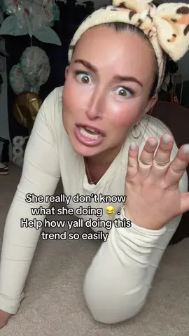 Howwww 😂 #dance #trending 