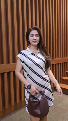 cantik bgt dress nya 🖤🩶 cuttingan nya pas bgt di aku 🖤