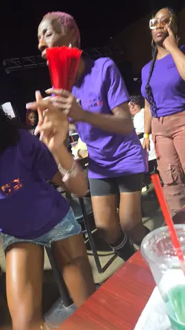 @lolo It was good seeing you smiling 😃 😊 🙂 #SkateFairClassics2025 #DayParty