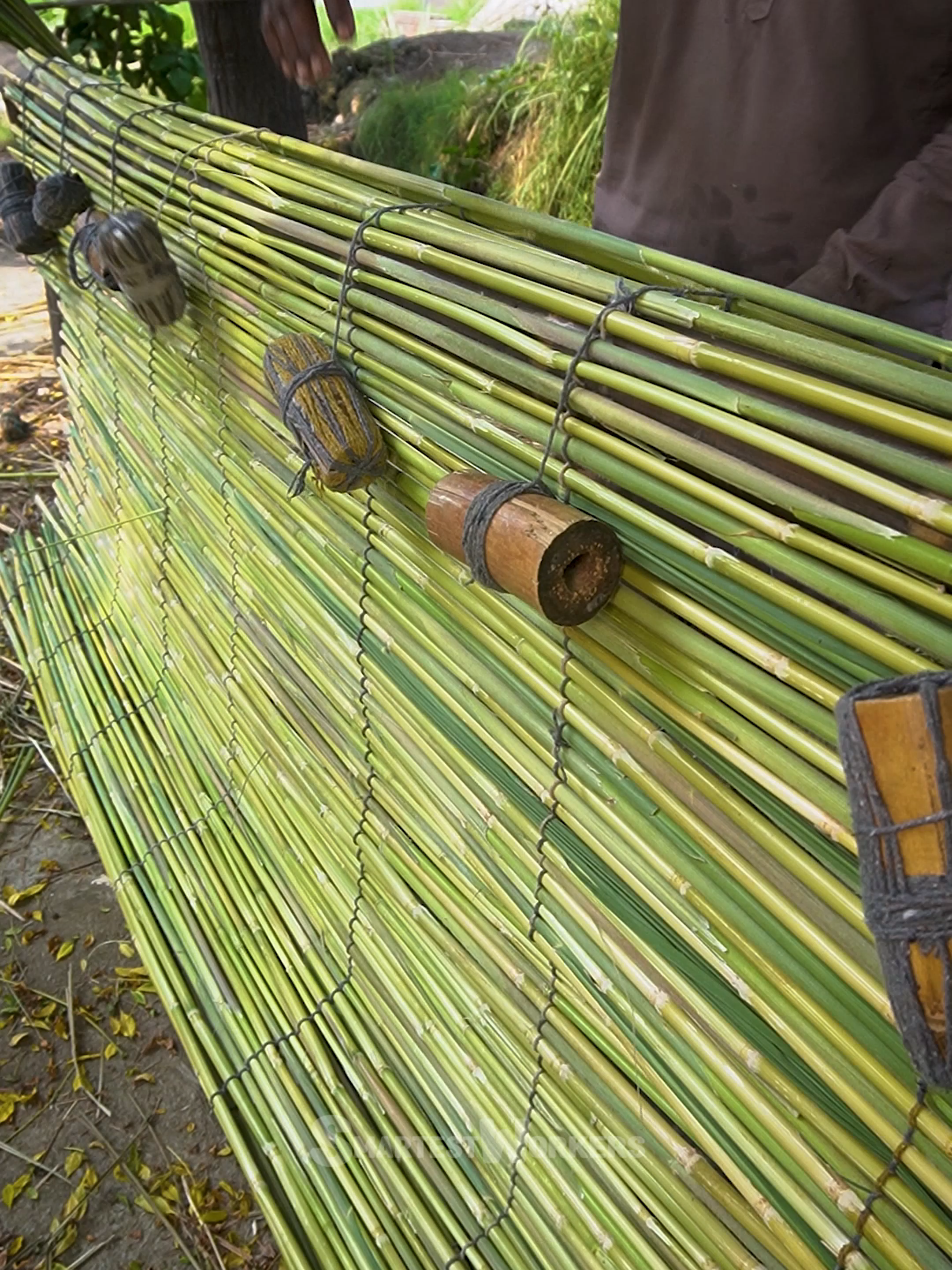 Manually Making Bamboo Blind