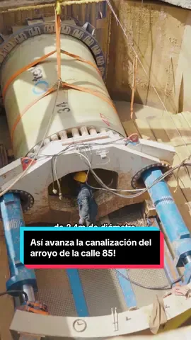 La canalización del arroyo de la calle 85 es una megaobra de innovación y sostenibilidad que muy pronto estará al servicio de todos los barranquilleros. Este proyecto marcará un antes y un después para nuestra ciudad: avanza a toda máquina, con los más altos estándares de seguridad y un control constante. Y porque sabemos que tienen preguntas, aquí les contamos todo lo que necesitan saber. 👏🏼 Con esta intervención cerraremos, más temprano que tarde, un capítulo que por mucho tiempo afectó a la comunidad de este sector. ¡Sí se puede!