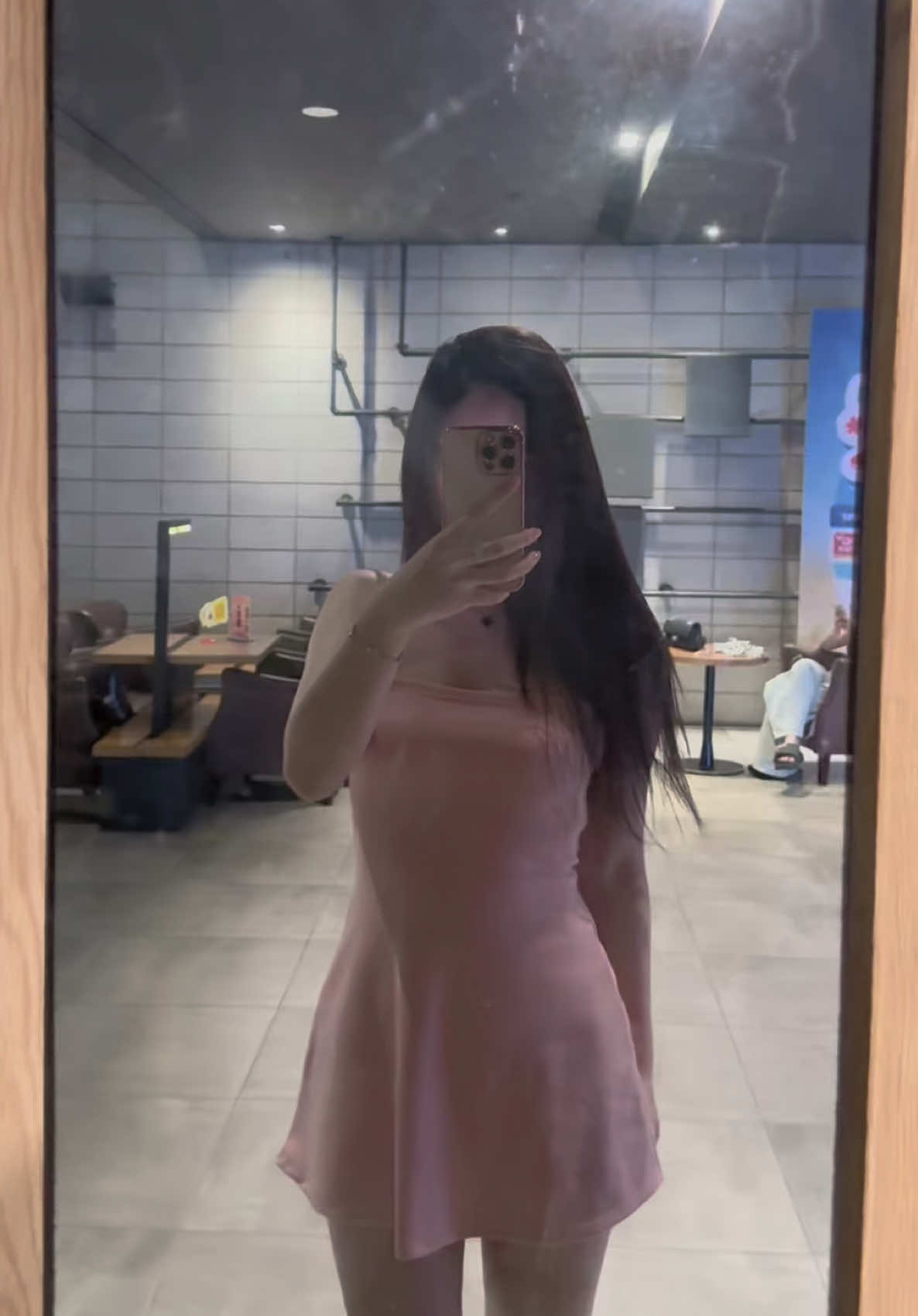 “Thương mà không dẫn lối, là thương chưa trọn. Yêu thương phải đi cùng trí tuệ, thì mới thực sự là bảo hộ.”