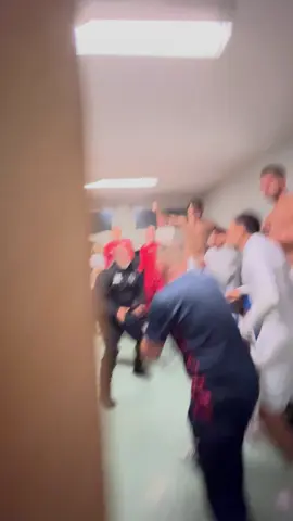 Und wieder einmal heißt moje namilije!! Gestern konnten die Jungs im Heimspiel gegen Retz mit 2:0 gewinnen und dies wurde dementsprechend gefeiert. Tore 2x @Miroslav Beljan  Vorlage @emir.dznc  Nächste Woche Samstag geht es gegen Union Mauer auswärts weiter. Mehr Infos dazu folgen #fyp #viral #fürdich #fußball #jugo 
