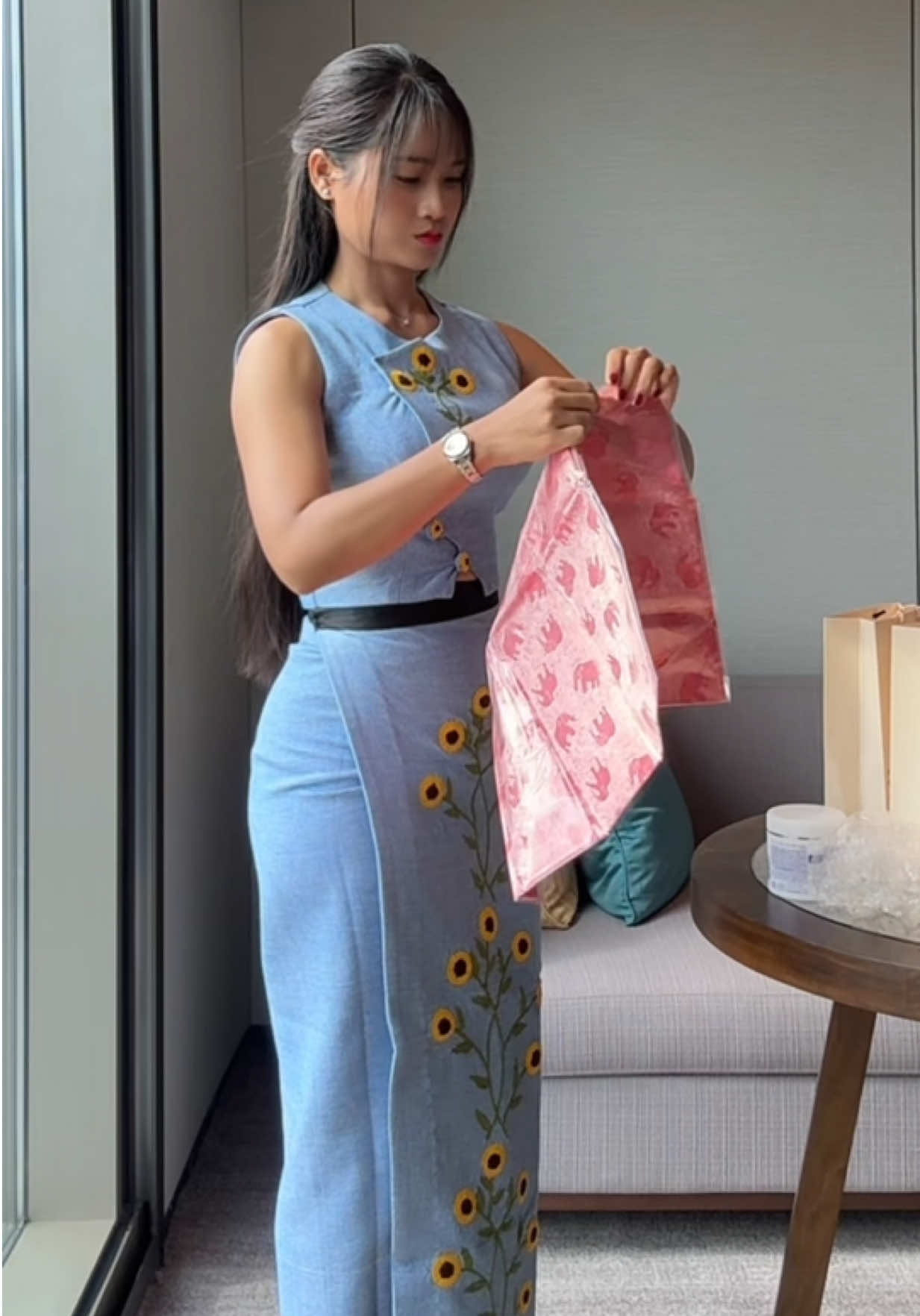 #ခုနစ်ဆောင်နန်းဘုံအလယ် #နေခြည်ထိပ်ထား 🩵🌻 #တီချယ်ဇိုးကြီး #မြန်မာဝမ်းဆက်ဒီဇိုင်းလေးများ 