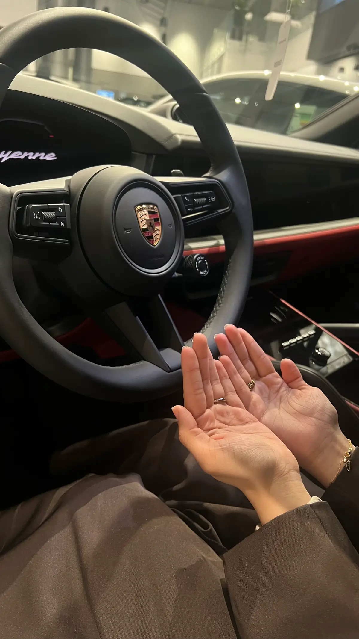 الله أقوى يا نصيبي🥲. #foryou #porschemacan 