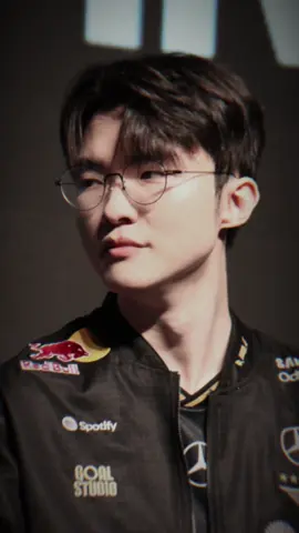 thật sự ấy, cái góc nghiêng này gây thương nhớ quá rồi 😭🙏🏻 #Faker #T1 #LeeSanghyeok #이상혁 #renaluvt1 