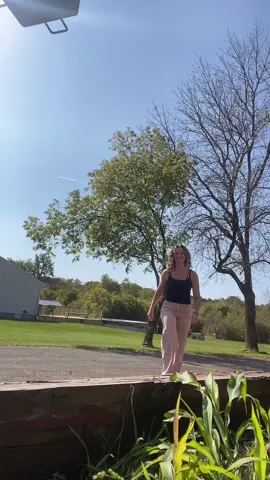 Someone who is achieving more than you will never judge. It’s the ones who haven’t achieved what they want  and they’re unhappy with their own lives. #advice 