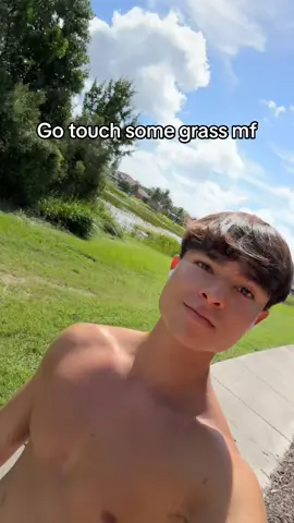 Do yourself a favor and touch some grass  • • • #fyp #wellness #sun #outside 