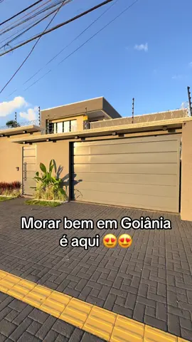 🏡 Casa de Alto Padrão à Venda – Parque Amazônia Localizada na área mais nobre do setor, próxima à Panini Panificadora, esta residência une sofisticação, conforto e praticidade, cercada por todas as conveniências da região. 📞 Saiba mais (62) 992345248 #imoveis #goiania 