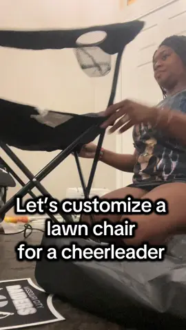 #customlawnchair #customcheerchair #reignbowsntoes #allthingscustom #cricut 