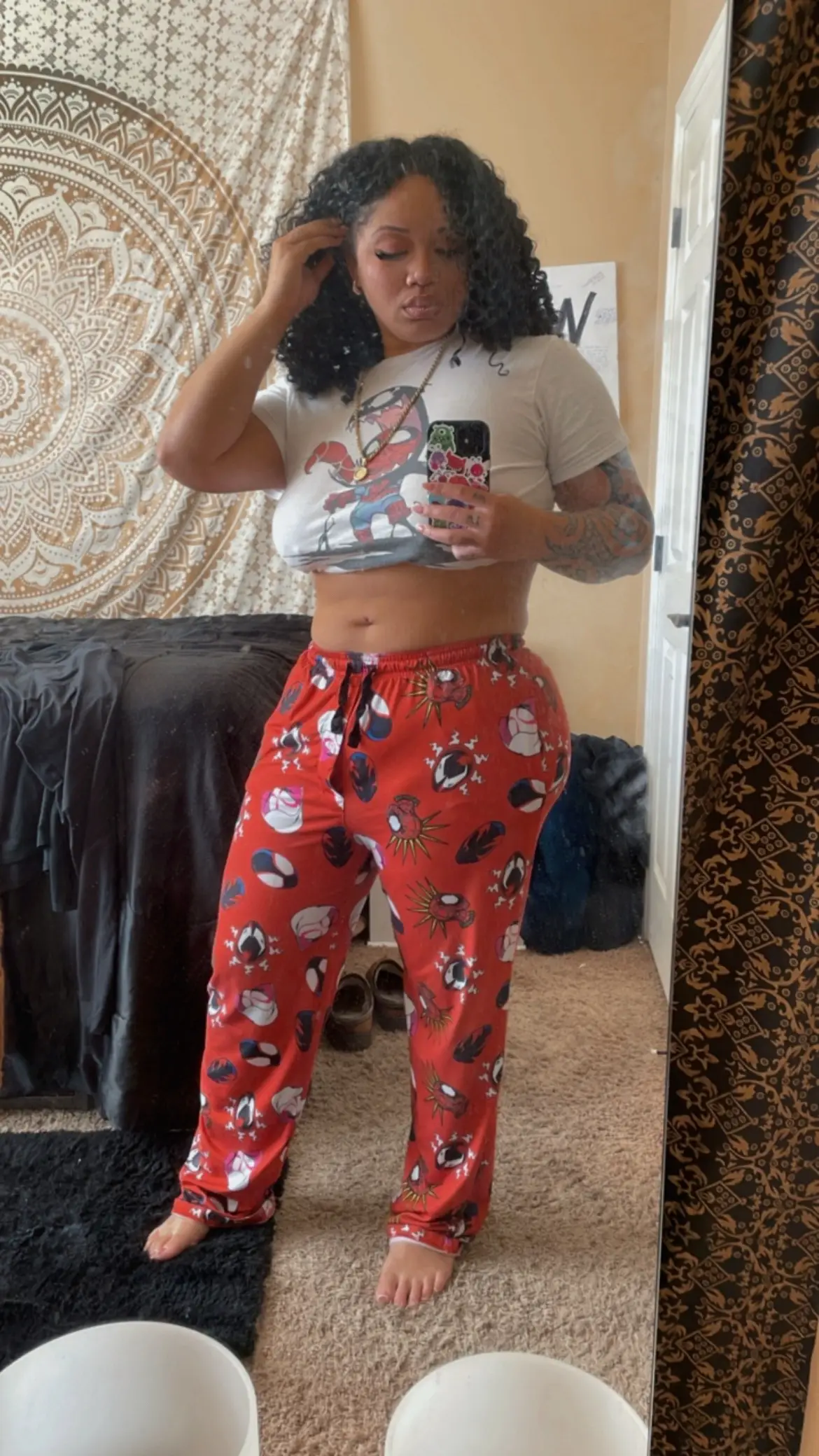 I let tiktok choose the sound to my pic.