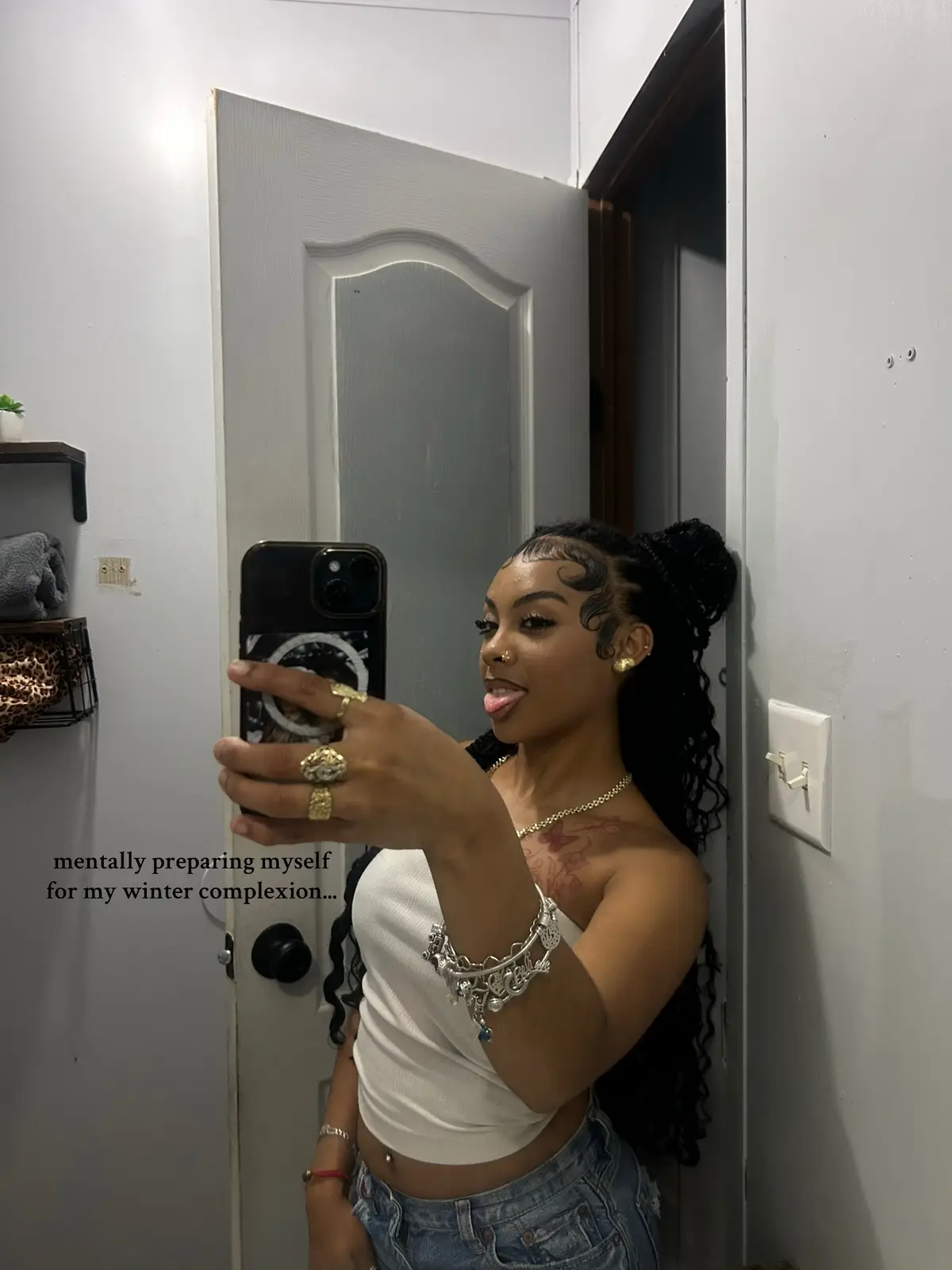 be loosing all my melanin frl 🥲#fypシ゚viral #lightskin #melanin #real 