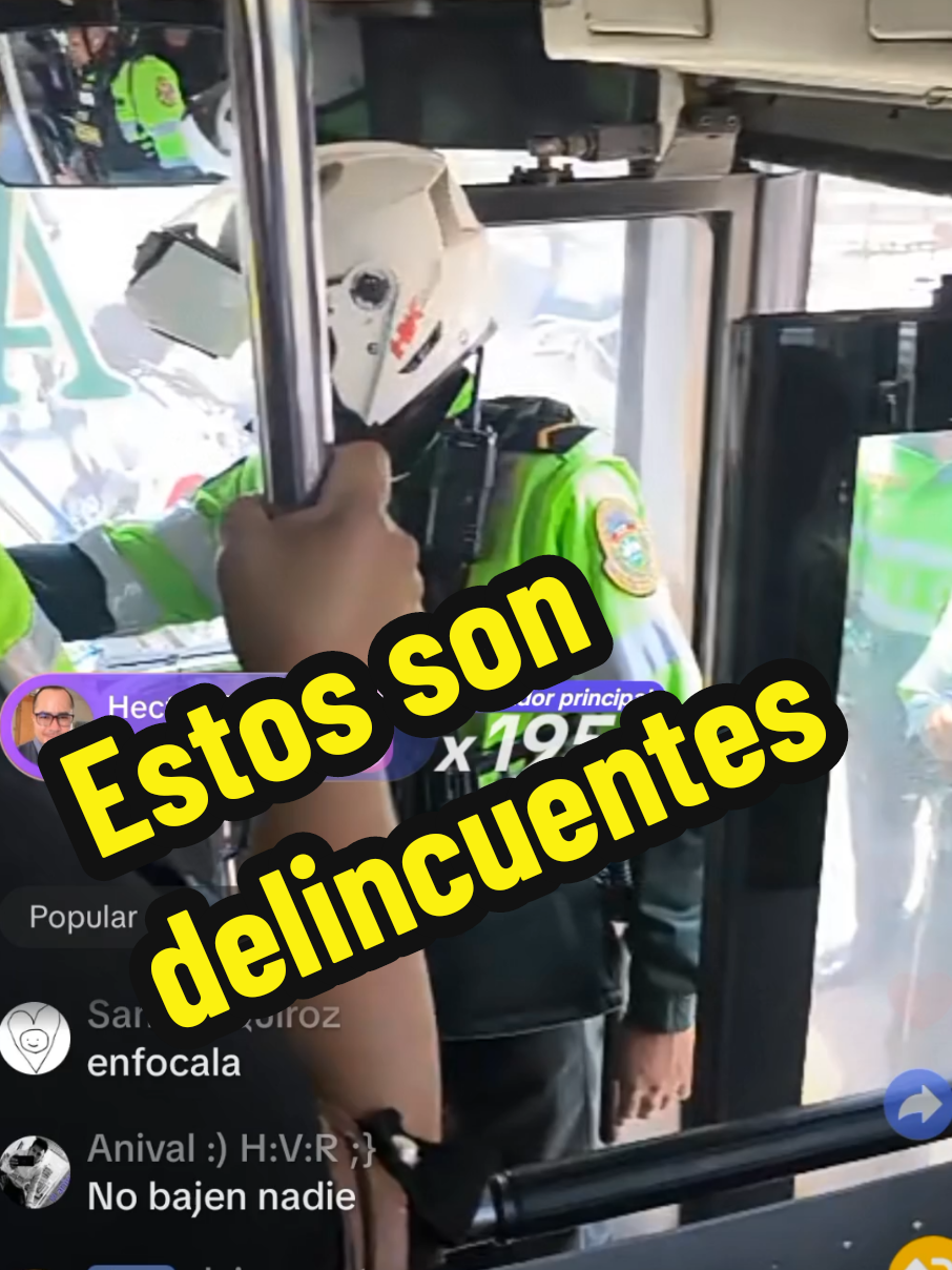 🚨PARTE 1  Estos policías se parecen más a delincuentes que a servir al Ciudadano #policia #limaperu🇵🇪 #marchasperu #trafico #centrodelima 