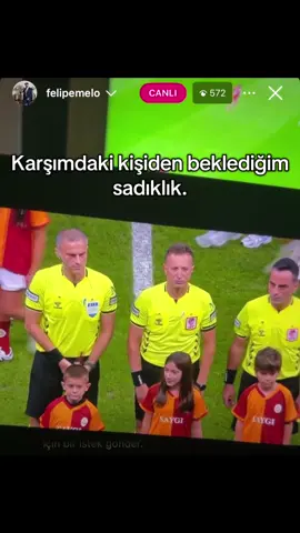 Hiçbir maçı kaçırmaması… #felipemelo 🫡🥲🩶🫵🏻 #galatasaray #beşiktaş #bjk #gs 