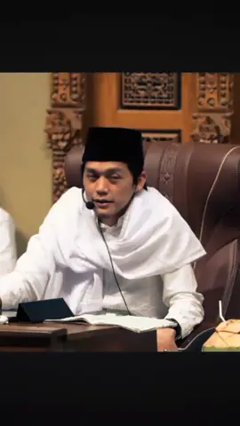 kita punya Allah. #yakin #perjuangan #doa #gusiqdammuhammad #nderekdawuhegusiqdam 