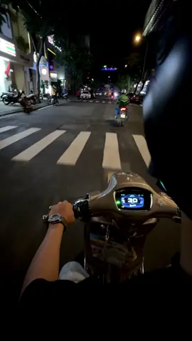 suy nghi ki ch... #fyp #xuhuong #vespa #143