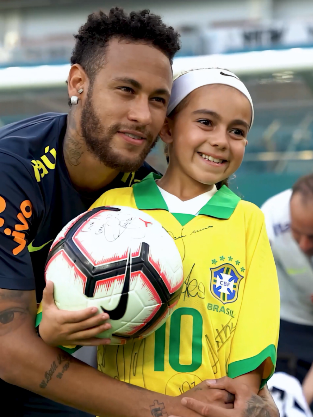 Neymar Surprises His Biggest Fan #Soccer #football #fyp 