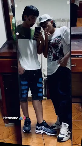 #hermanos @♧ 🫂💯