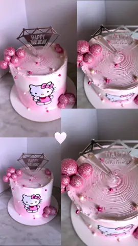 #cake #explore #cakedecorating #cakes #minicake 