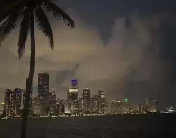 Girls need love >>> #drake #summerwalker #fyp 