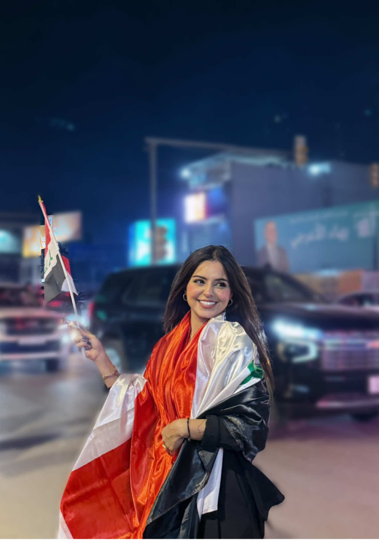 ‏♥️🇮🇶 ♥️.. .. حبيب روحي ....  كل سنة وكل مناسبة تخص العراق ما اعرف اكتب ولا اعبر ..  مستحيل اكدر أوصف حبي اله .. بس الي مريت بي والي جاي امر بي بوجودي ومغامرتي هنا كافيه اثبت بيها ولائي وانتمائي للعراق فقط … السوالف والتفاصيل هواي ..  المهم  أتمنى من كل گلبي السلام لهذا الوطن ..  والله يحفظنا 🙏🏻♥️  .. .. اكثر فيديو عشوائي مصورته بحياتي .. لان جنت حايره بين الشغل والتصوير والاحتفال  😆.. ف طلعت نتيجة عشوائية بس حلوه 😆♥️ #العراق #بغداد #ملاك_عسكر #العيد_الوطني_العراقي #explore 