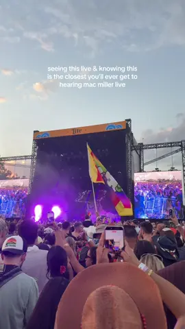 i know it’s technically not mac miller but it’s the closest i’ll ever get to a live show #empireofthesun #macmiller #acl #austincitylimits 