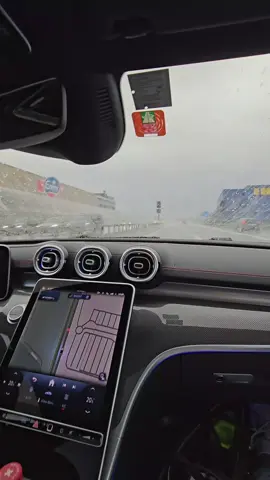 No words needed. Mercedes AMG CLE53 does real talk.  AMG > BMW they just look all thebsame in the back mirror, is it a Skoda? is it a Range? is it a BMW? Mercedes is different #grey #cle53 #amg #bmw #diss 