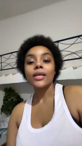 Protéger sa peau, c’est toute l’année même en Octobre 😏! J’utilise la crème solaire SPF50+ de Ducray : ✅ Protège des taches et du vieillissement ✅ Texture légère, non grasse ✅ Fini invisible — parfait au quotidien ! #Ducray #SPF50 #PeauProtégée #Skincare Disponible en pharmacie et parapharmacie ! 