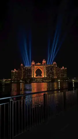 DUBAI 🇦🇪 #loving_dubai #fypシ゚viral #foryoupage #dubai🇦🇪❤️ #explore 