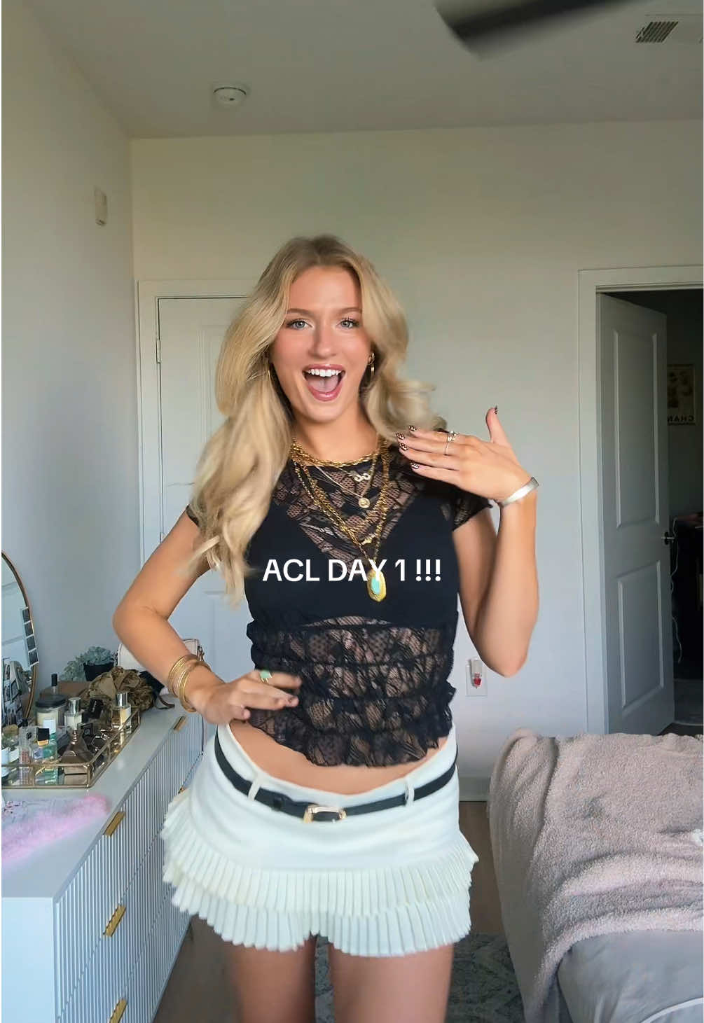 hillary duff as sally yes ma’am!!  #acl #austincitylimits #outfit #rolemodel #festivaloutfit @PEPPERMAYO @Urban Outfitters @Tecovas 