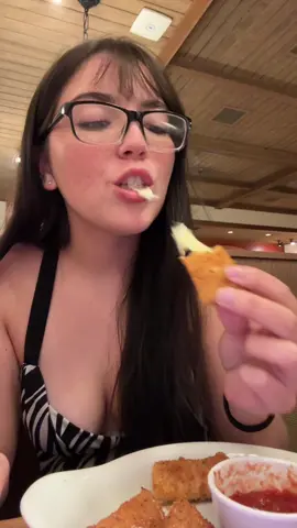 Olive Garden!!!! #fyp #Foodie #kookinwkazzy #fyp #olivegwrden 