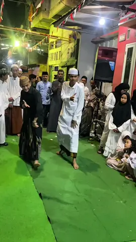 Kabarin smpe mana 🤨 @Endii✨ @Abang Jakky @RIFQI AND FRIENDS  #ily #tarizafin #fyp #sholawat #fypシ゚viral 