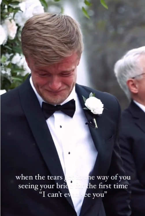 From this moment on, his world was only her.❤️#wedding #familylove #weddingday #loveandfamily #brideandgroom 