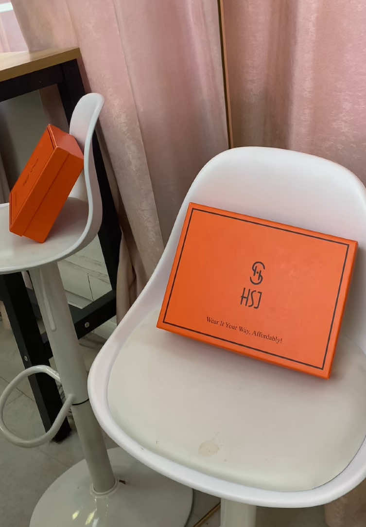 I love you, autumn. I love you, my new bag.🩵🧢🪺🦋🪼🐟🐬🐳#crossbodybag #Handbag #Zipper #purse #shoulderbag 