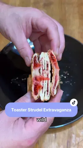 Toaster Strudel Extravaganza #fyp #oddfoodideas #foryou 