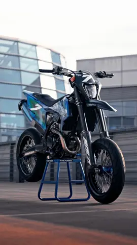 #boldfamily - @shrdysumo + @tbcaptures