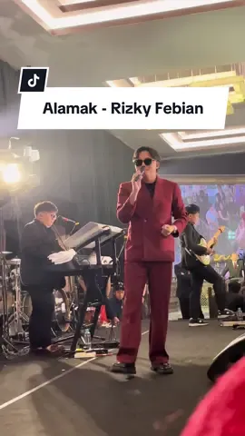 Alamak - Rizky Febian  Live Mantu Mayjend TNI (Purn.) Sunindyo.  #alamak #rizkyfebian #weddingkonser #fyp #trends @RIZKY FEBIAN✅ 