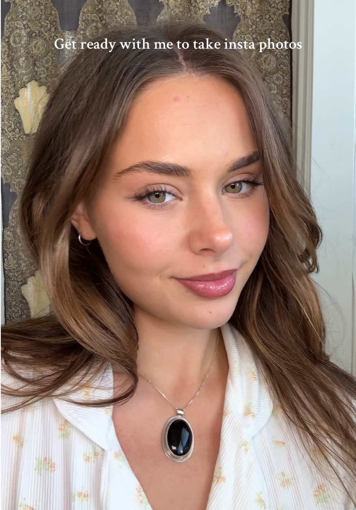 Favorite part of the day is getting ready 🫶🏻 - - - - #grwm#glowymakeup#fallmakeup#naturalmakeup#makeuptutorial  