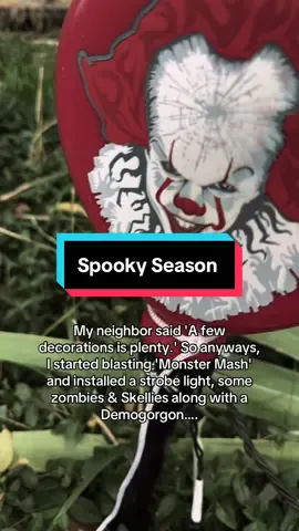 It’s Spooky Season!!! #halloween #halloweenlook #meme #spookyseason #spooky 