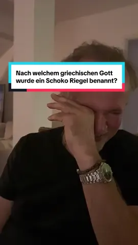 Quizz für Klugsche**ser: „Nach welchem griechischen Gott wurde ein Schokoriegel benannt?“ #RTLPlus #RealityTV #TVShow #Sommerhaus #jochenhorst 