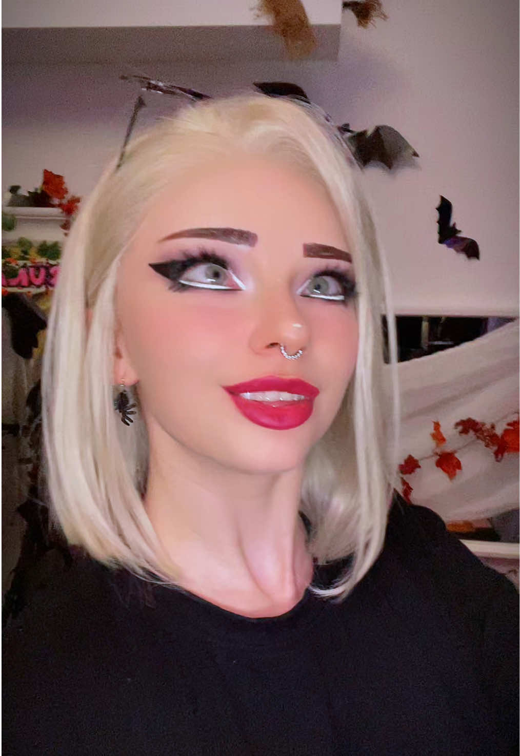 One year of sleeping made me thirsty hehe 🧛‍♀️✨  #cosplay #vampire #halloween #october #makeup 