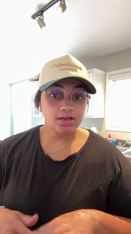 One loaf wonder? Or a new cooking hobby? Only time will tell!🤷🏽‍♀️🍞  #fyp #sourdough #sourdoughbread #cookingtiktok #momlife 