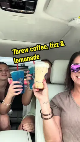 7brew coffee, fizz & lemonade #blondie #7brew #coffee #fizz #drink 