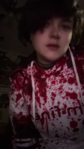 Not the best:/😅 #cosplayer #masks #fakeblood #fakeprop #tiktokfypシ 
