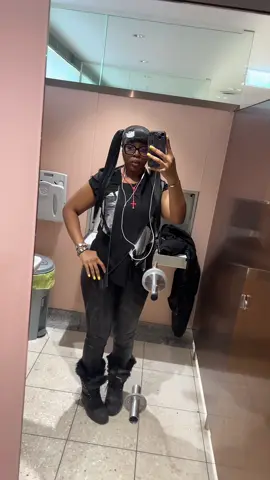 let’s go make some 💷 #fyp #swag #viraltiktok #fashion #OOTD 