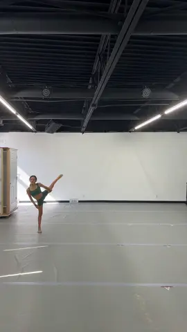 dance post! @DevineDancers #over18 #makemefamous #viral #dance #dancer 