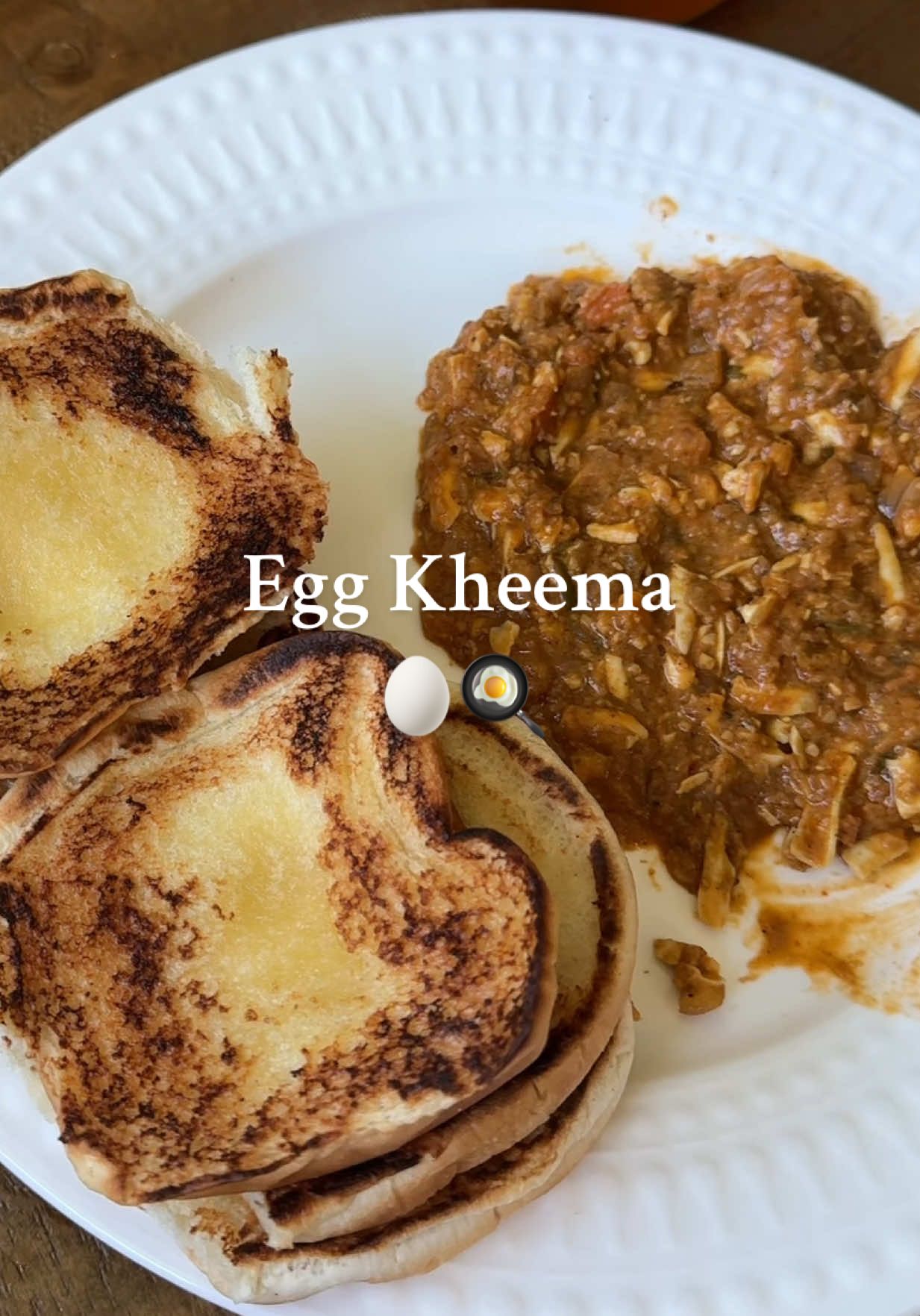 I’m cackling at all the messages concerned for my dinner now that mom’s not here 🤭🥹 but “sir papa” as Mike calls my dad has us covered haha 💗🤤 #lunchtime #eatwithme #eggs #indian #gujju  