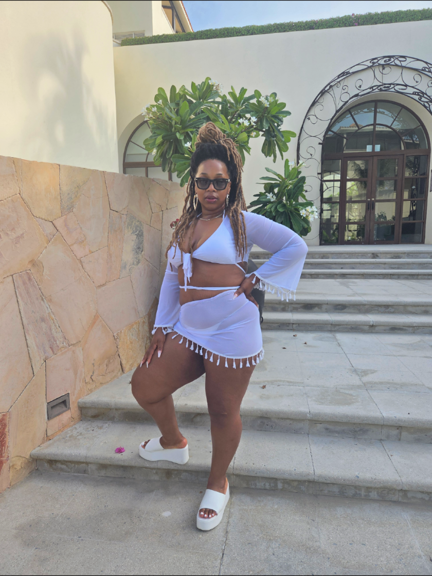 If I send my location will you come get me My Baby 🤍💍🥂📍🤍 #IkyontheMOB #allwhite # 